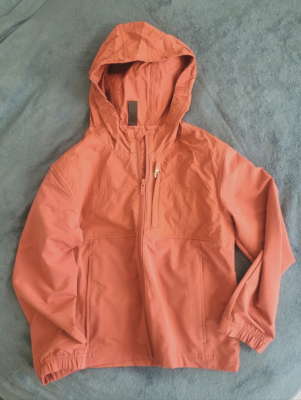 Red Hooded Rain And Wind Jacket All In Motion Boys, Girls Size 6/7 Small